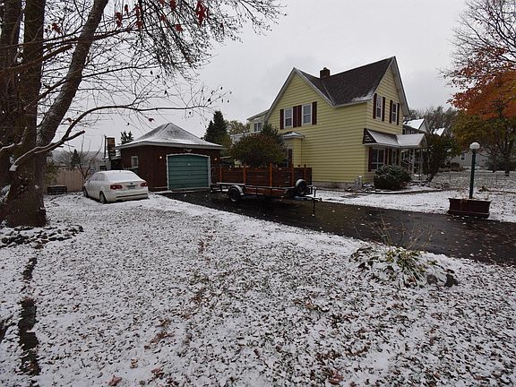 3rd image of 708 Stewart Ave