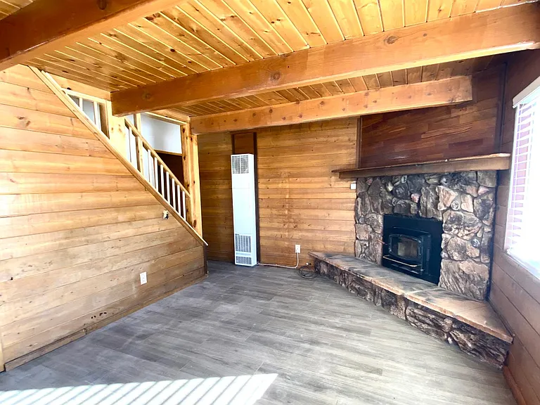 878 Pinon Ln — Photo 12