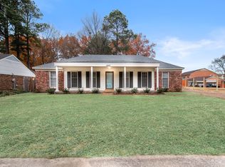 5900 Foxdale Rd, Memphis, TN 38115