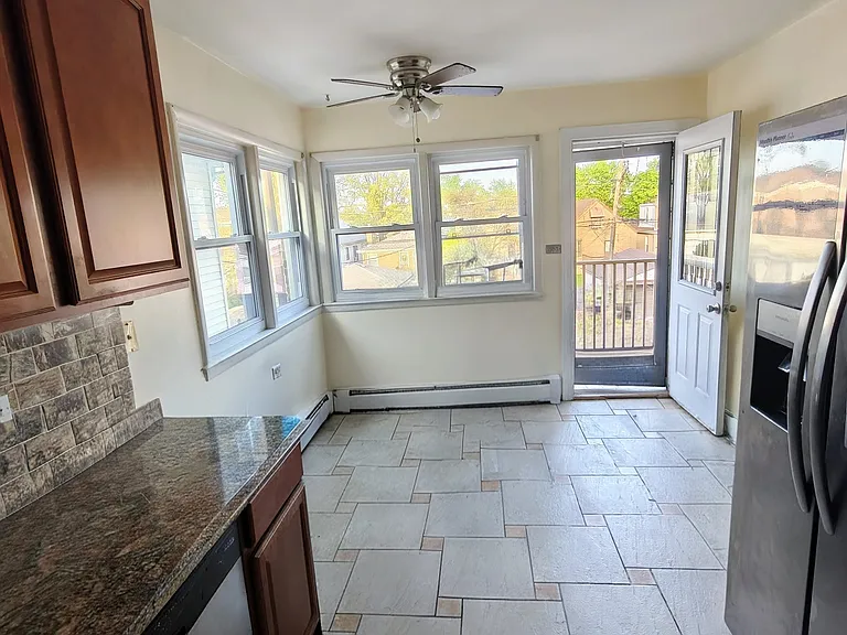 2325 N 75th Ave #2 — Photo 7