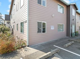 1313 NW Falls Creek Loop UNIT 102, Oak Harbor, WA 98277