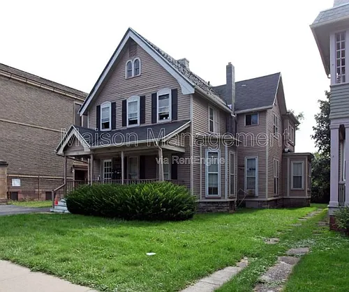 196 N Goodman St Photo 1