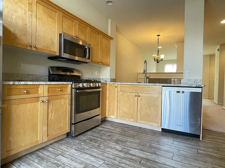 9225 122nd Ct NE #K505 — Photo 9