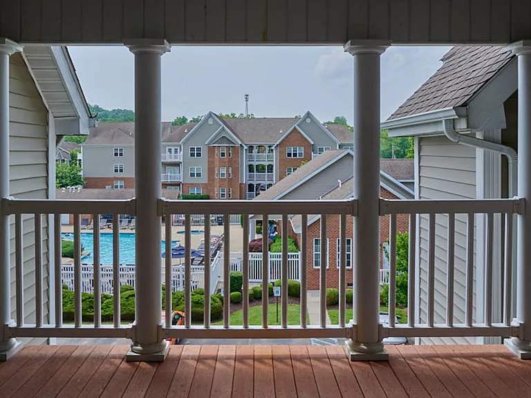 Waterford Village Apartments — Photo 5