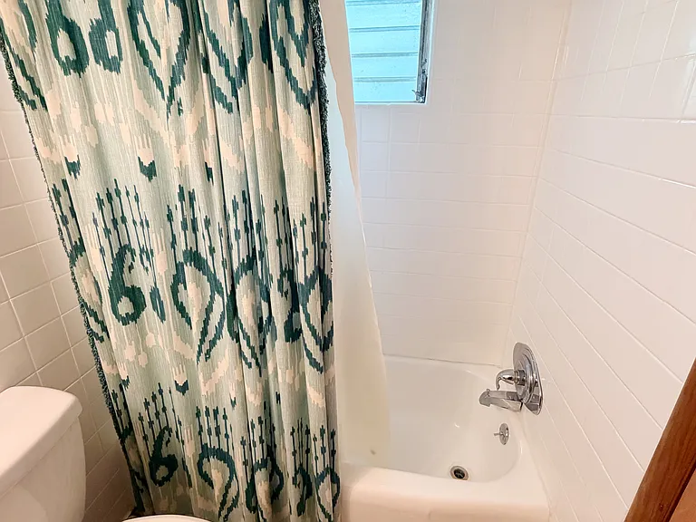 205 Walker Ave NE #3 — Photo 9