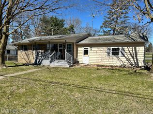 641 Coutant St, Flushing, MI 48433
