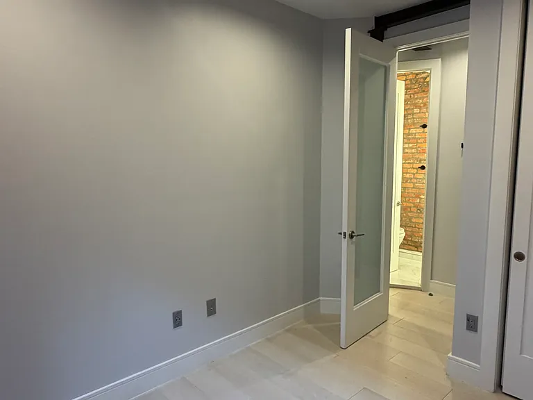 200 Stanton St #3 — Photo 9