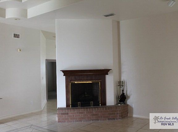 4th image of 2855 Sweet St