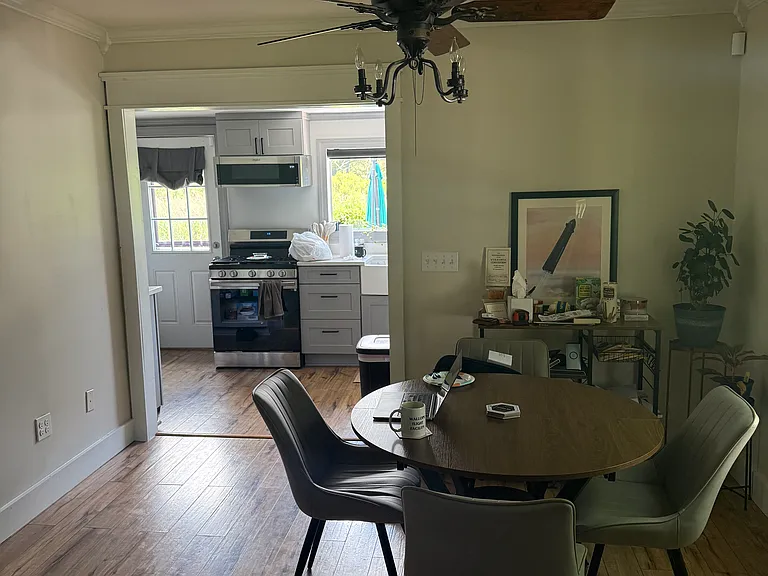 Allen Ln — Photo 5