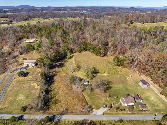 3rd image of Forester Ln