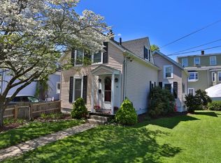74 High St, Woburn, MA 01801