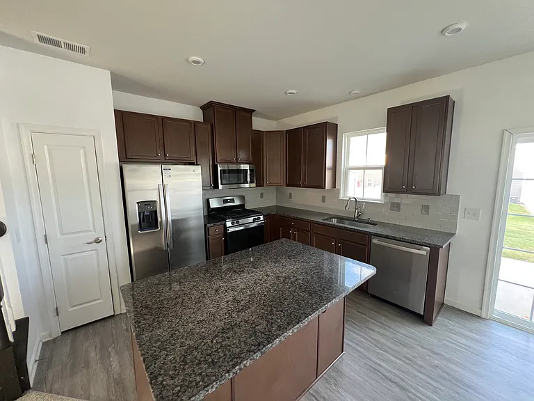 432 Triple Crown Way — Photo 4