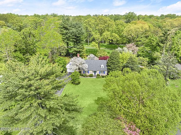 2nd image of 37 Rockwood Ln