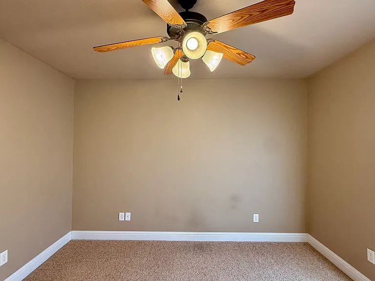 11 Kendal Dr — Photo 14