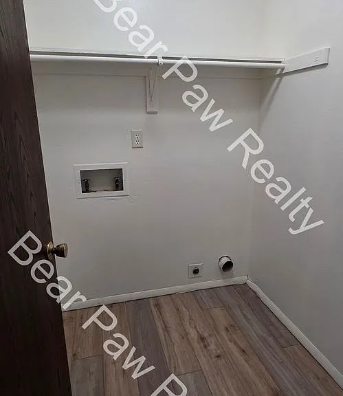 2525 Pattison Ave — Photo 8