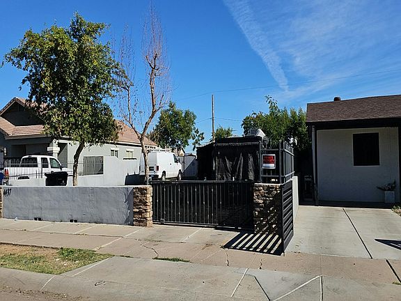 2nd image of 4437 S 8th Pl