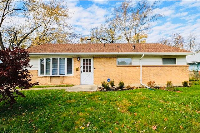 1st image of 402 Indianwood Blvd