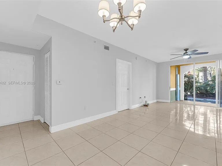 2400 E Preserve Way #101 — Photo 15