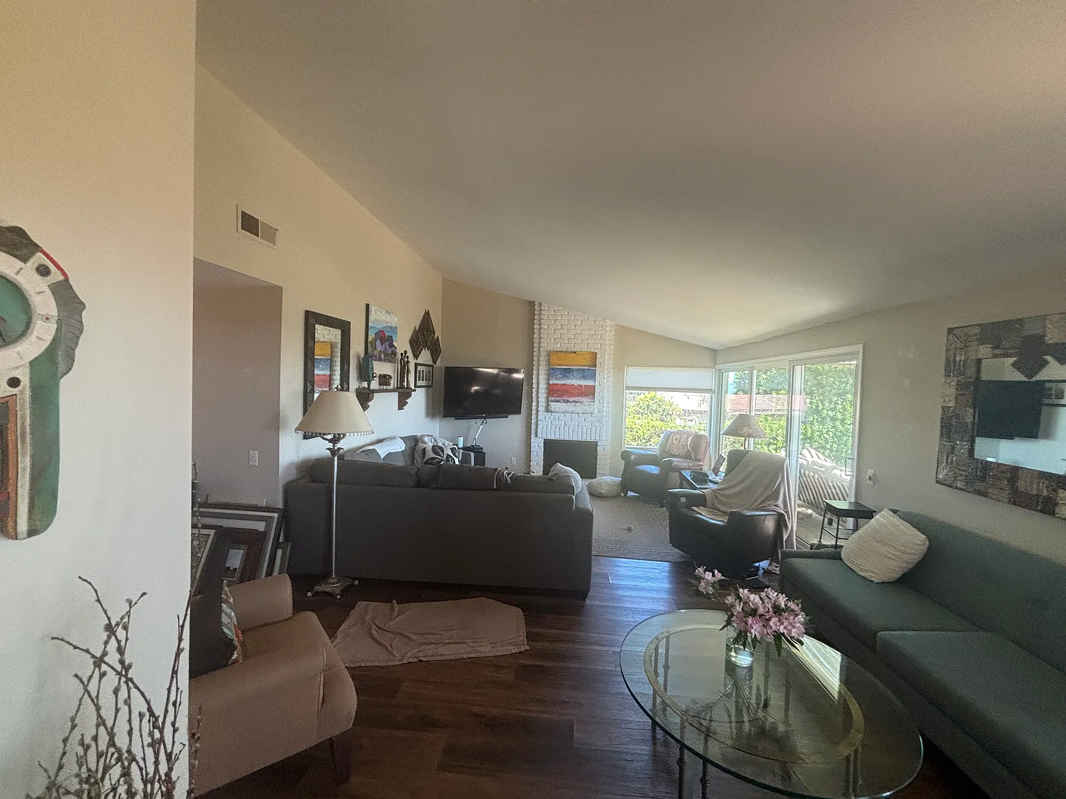 3 bed, 1546 sqft, $4,750 — Photo 3