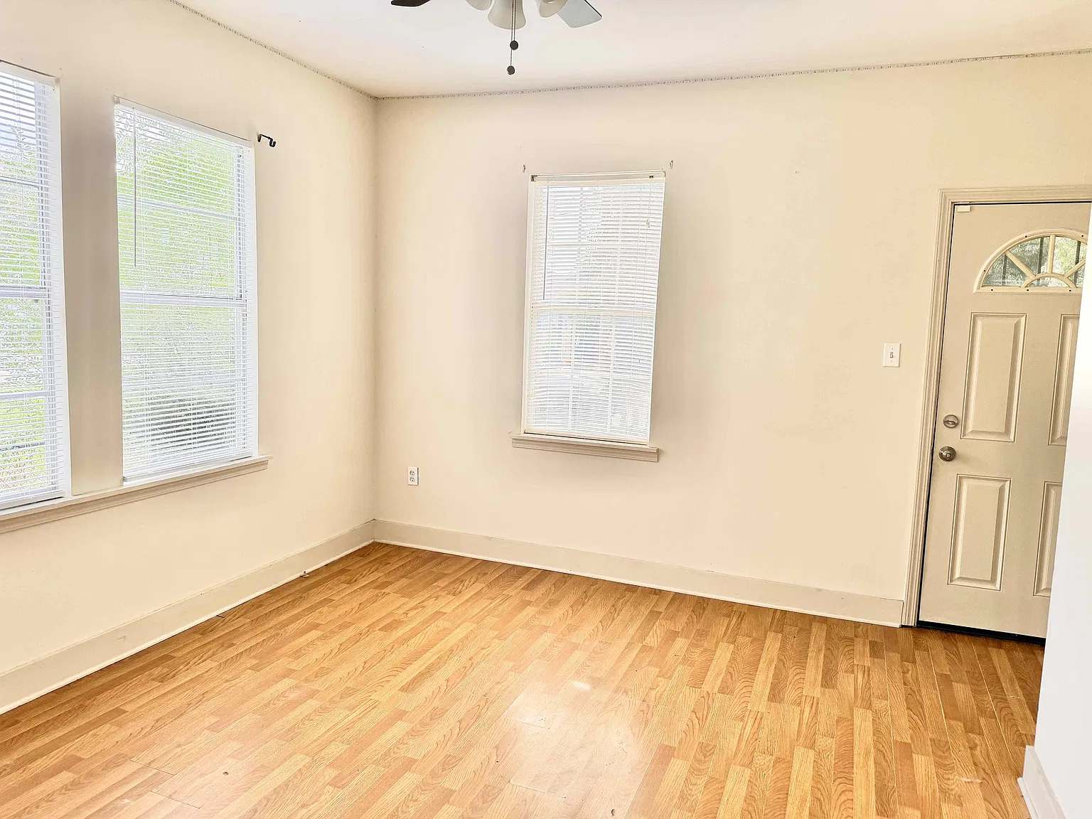 as 415 Saint Rose Avenue - 1 — Photo 2