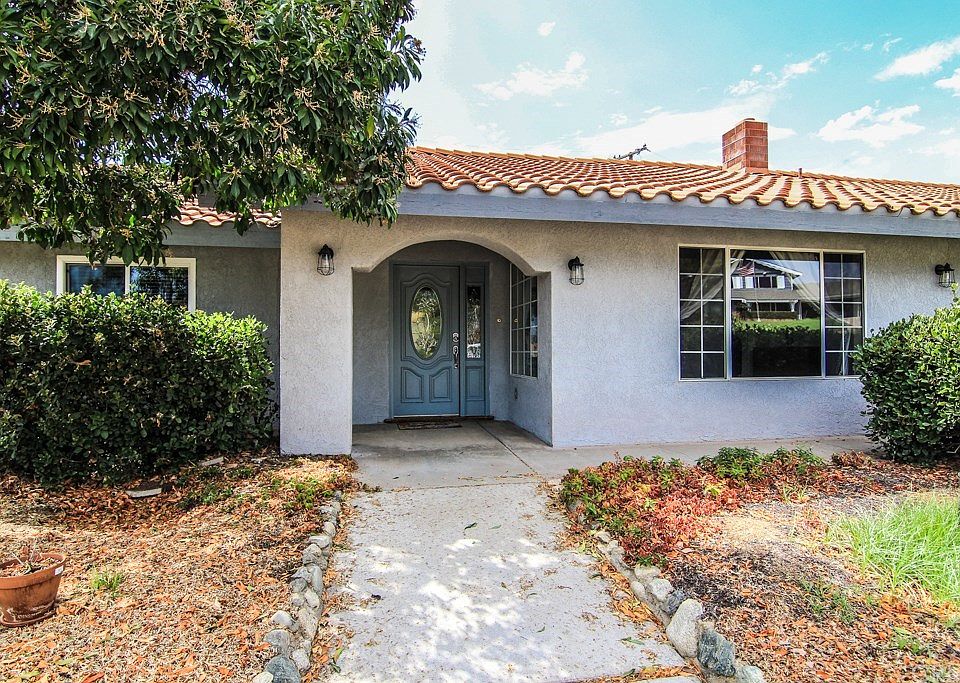 1st image of 12185 Calle De Jimenez