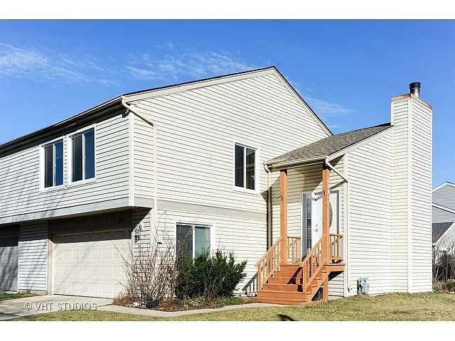 406 Woodbury Rd photo 1