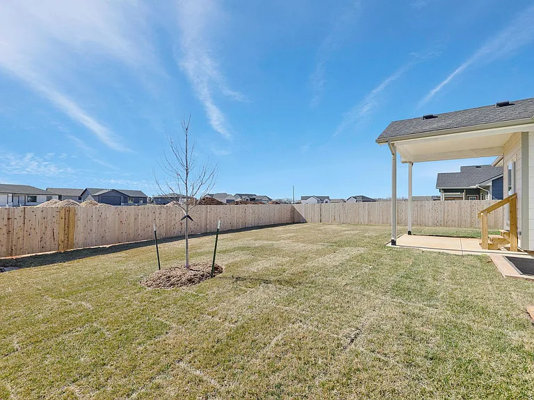 4625 S Doris Ct — Photo 38