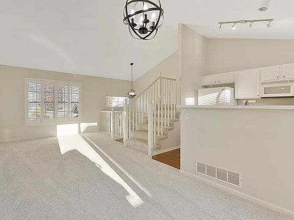 4th image of 8119 N 153rd Ave