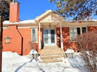 200 Berry Rd, Toronto, ON M8Y1W8