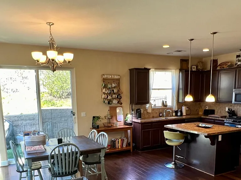 805 Sage Crest Dr — Photo 9
