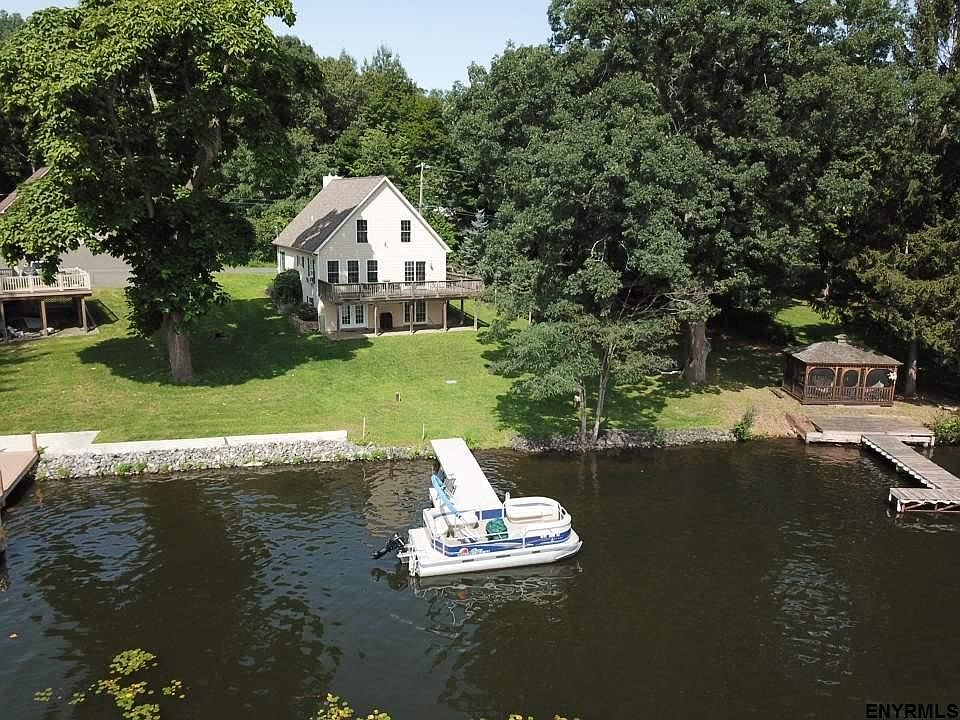 1st image of 104 W Shore Dr