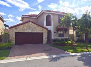 9762 NW 9th St, Miami, FL 33172