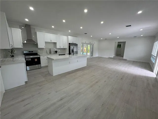 8305 SW 117th Ter — Photo 18