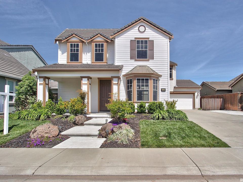 1st image of 3160 Haywood Pl