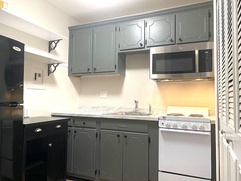 1st image of 2604 Le Blanc Ct APT 4