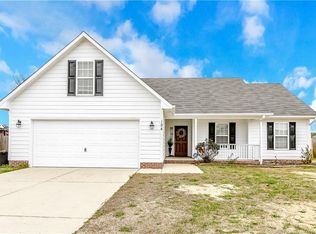194 Jockey Dr, Raeford, NC 28376