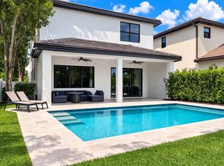 4980 Whispering Way, Fort Lauderdale, FL 33312