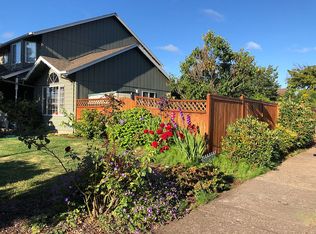 1390 Luella St, Eugene, OR 97401