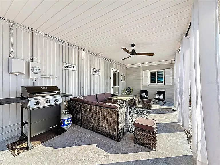4026 Indianapolis St NE — Photo 28