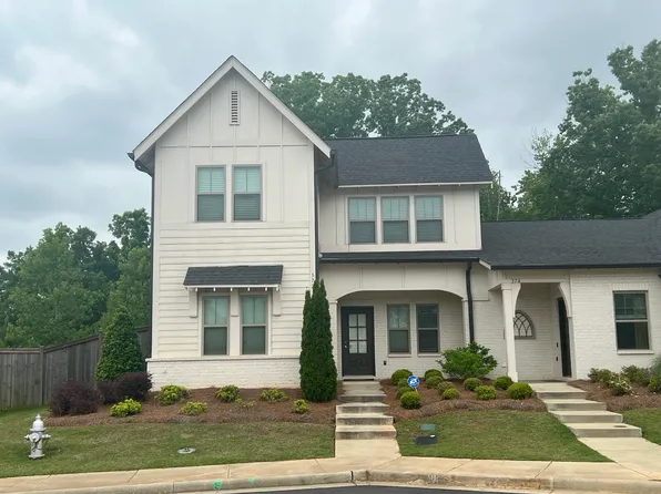 572 Grey Oak Cir, Auburn, AL 36830