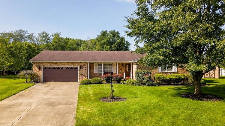 1st image of 211 Tiara Ln