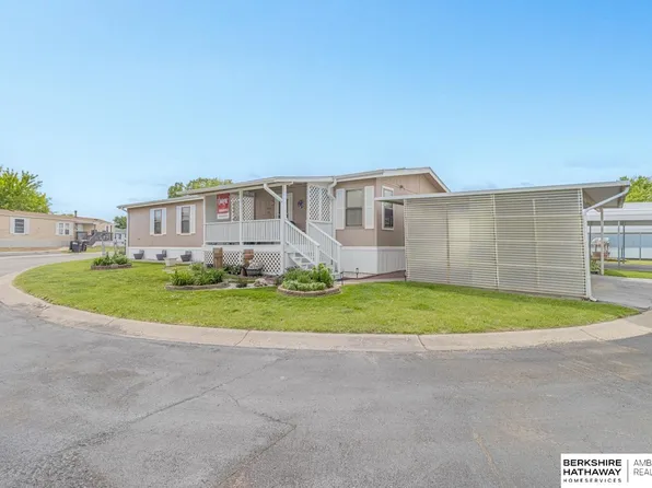 15054 Howe Plz #88, Omaha, NE 68144