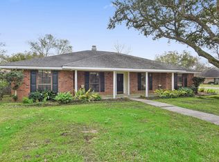 100 Parsonage Ln, Lafayette, LA 70503