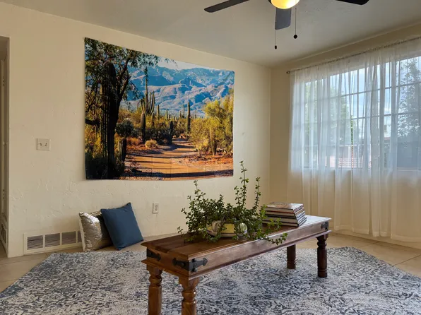 2135 N Columbus Blvd, Tucson, AZ 85712