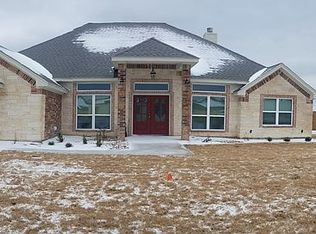 8107 Firewood Ln, Salado, TX 76571