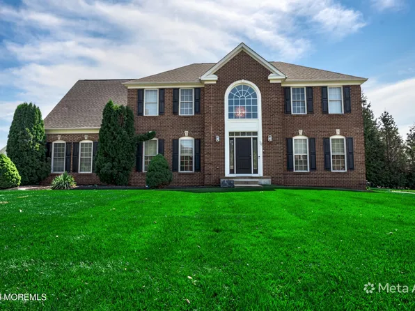 10 Nicole Court, Freehold, NJ 07728