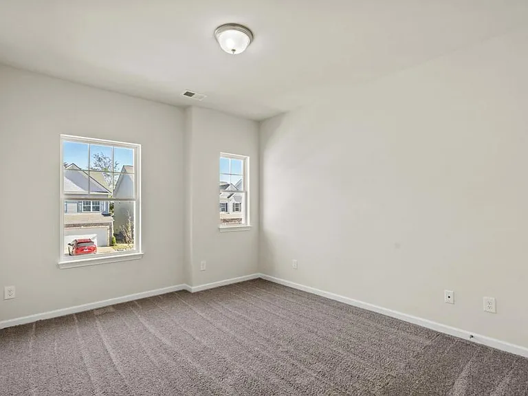 222 Emmett Dr — Photo 19