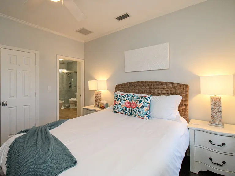 2150 Marina Dr — Photo 65
