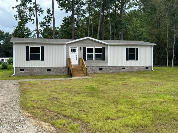 614 Southwind Drive SW, Supply, NC 28462
