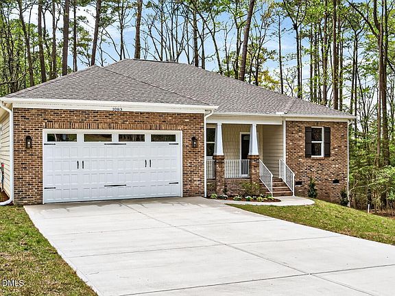 2nd image of 1083 Woodridge Trl